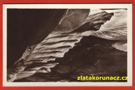Javoříčko - Krápníkové jeskyně, Závěs