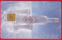 https://www.zlatakorunacz.cz/eshop/products_pictures/amundsen-vodka-gem14-1682670906.jpg