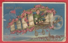 Drahá Anno - chlapec v létacím vozíku