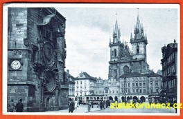 Praha - Staroměstské náměstí, lidé, tramvaj, hodiny